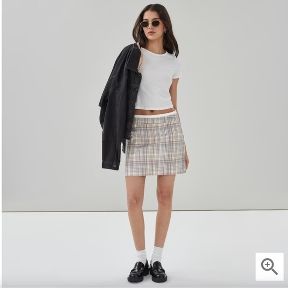 Urban Outfitters Preppy Plaid Mini skirt Creme Orange Size Medium